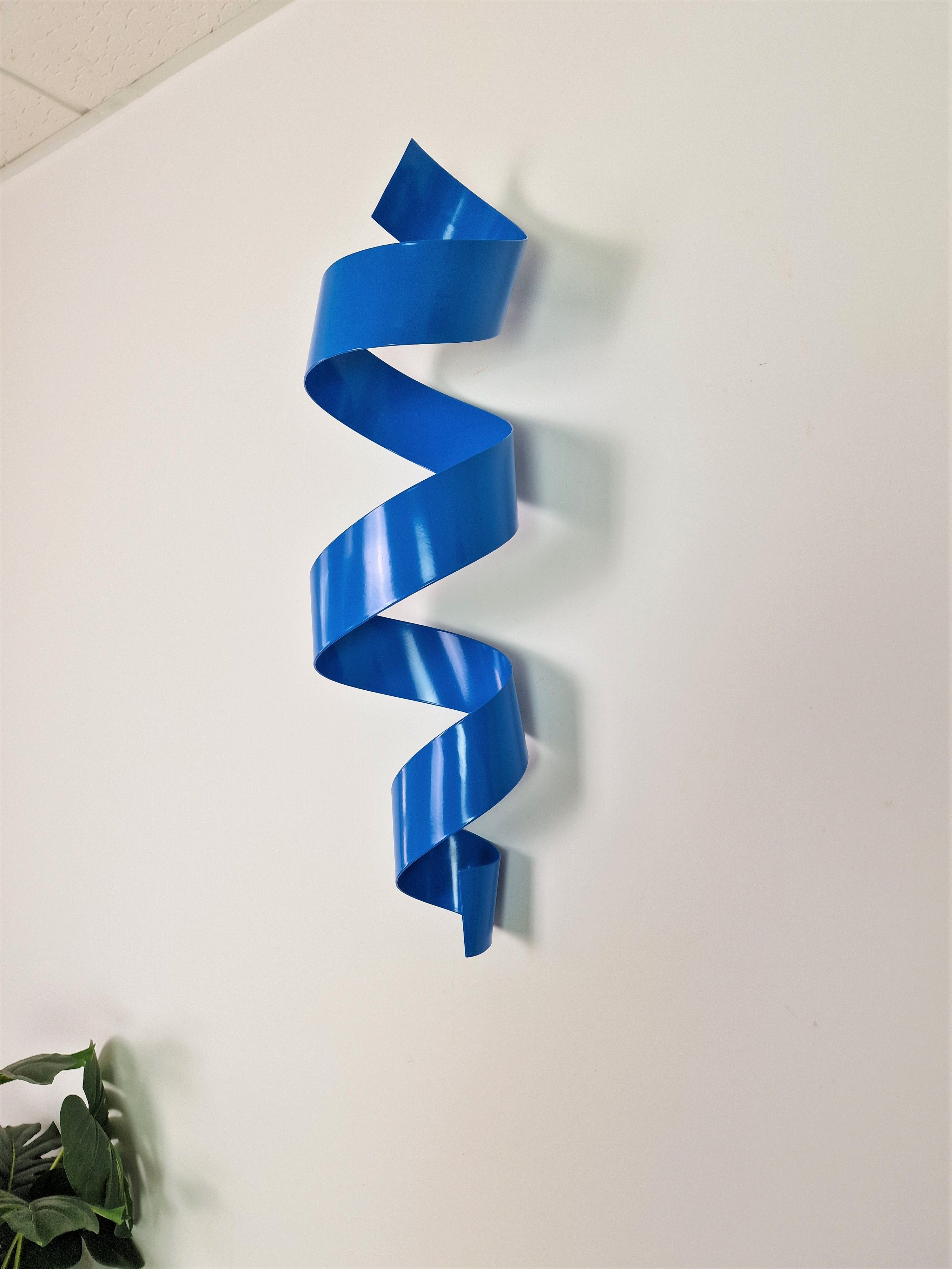 Cinta azul pared